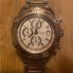 Guess Chronograph Dial Men's Watch
